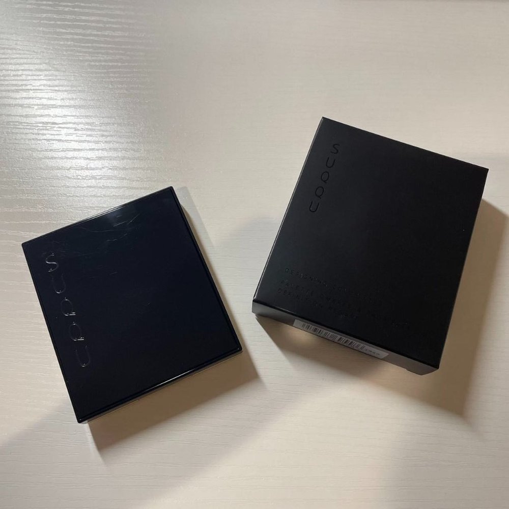 SUQQU Designing Color Eyes eyeshadow palette (13 TSUKIKASUMI)